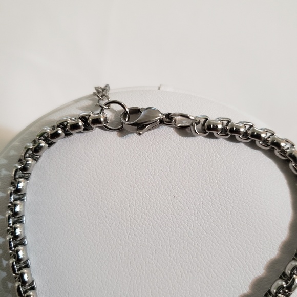 Butterfly 🦋 Stainless Steel Bracelet - Picture 2 of 2